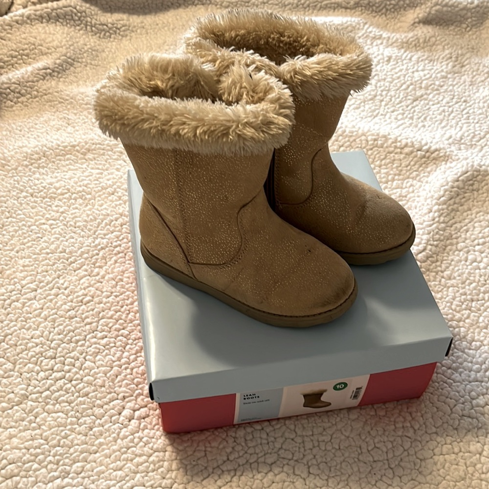 Cat & Jack furry boots